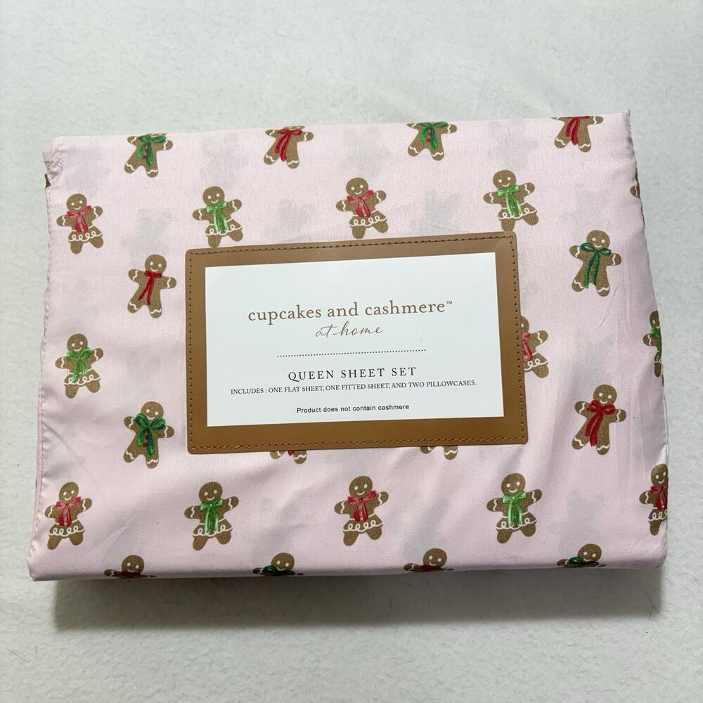 Cupcakes and Cashmere Queen Sheet Set Gingerbread Men 4 Piece Pink Christmas